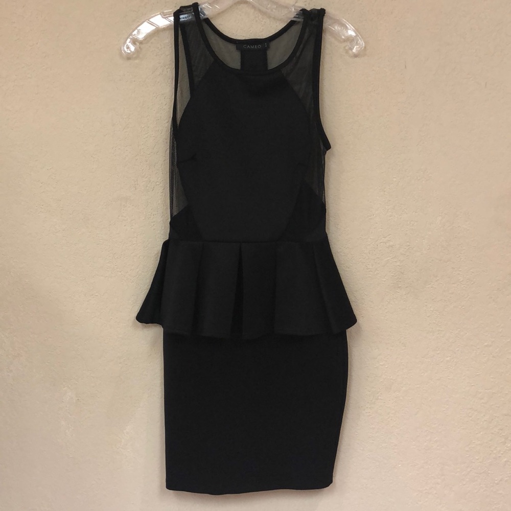 Cameo womans black & mesh plenium dress size small